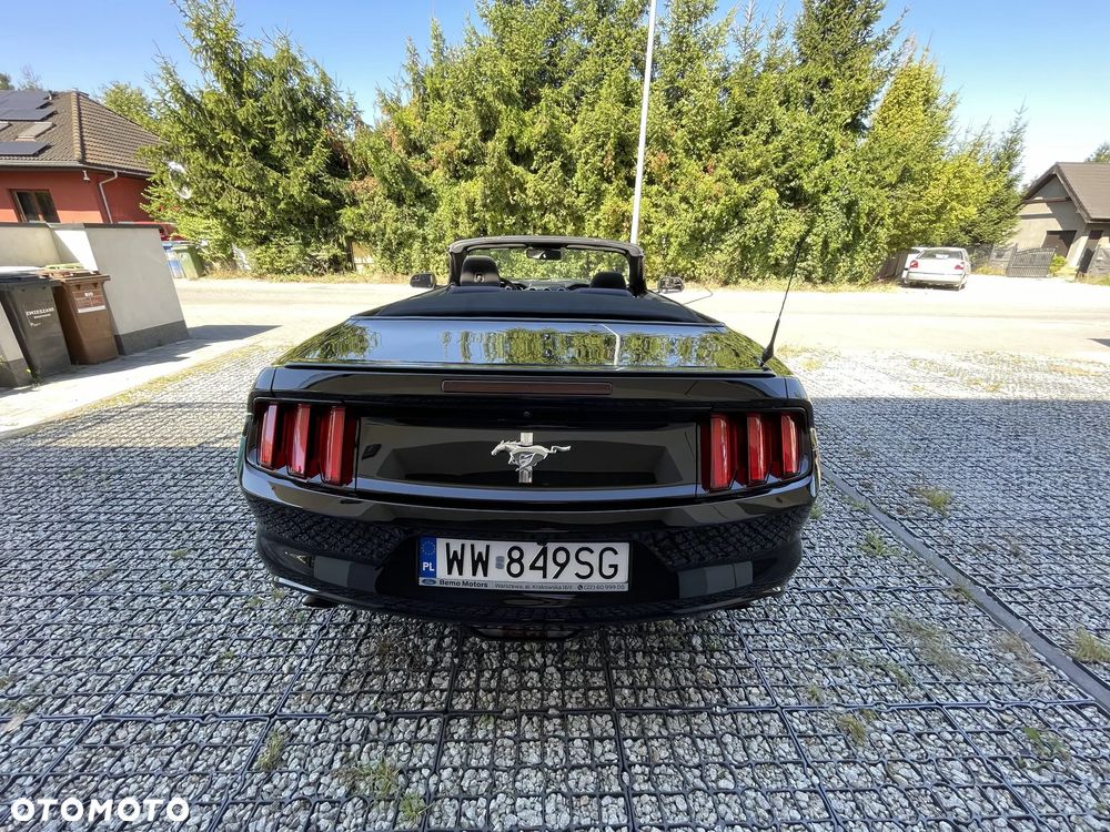 Ford Mustang 3.7 V6 Premium - 18