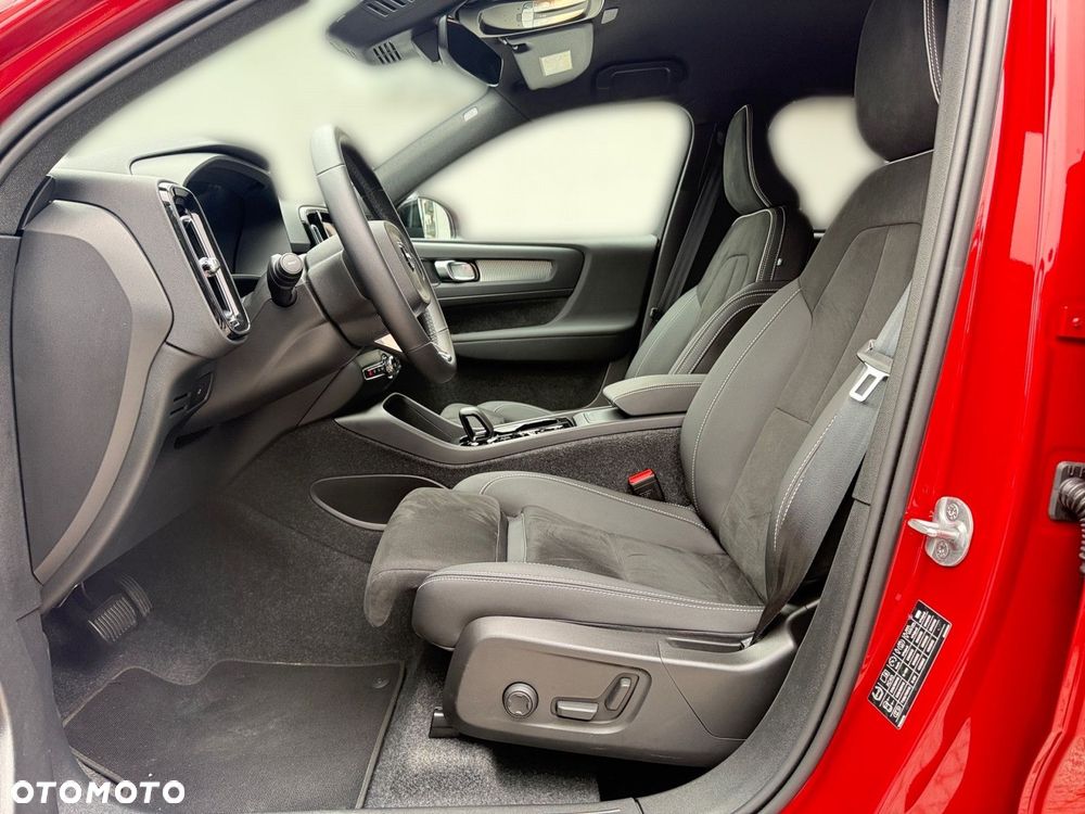 Volvo XC 40 - 12