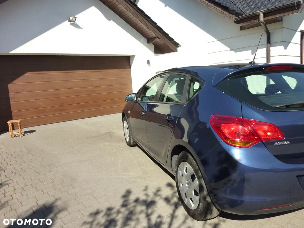Opel Astra - 5