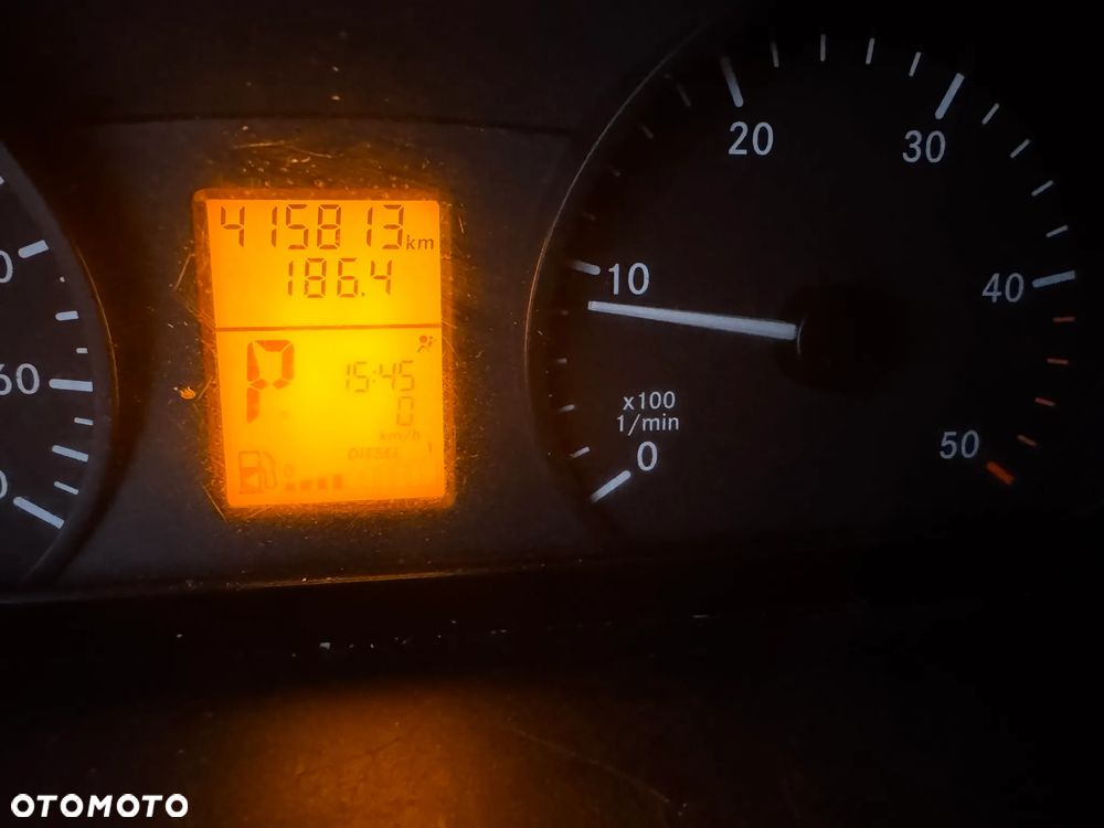 Mercedes-Benz Sprinter - 10