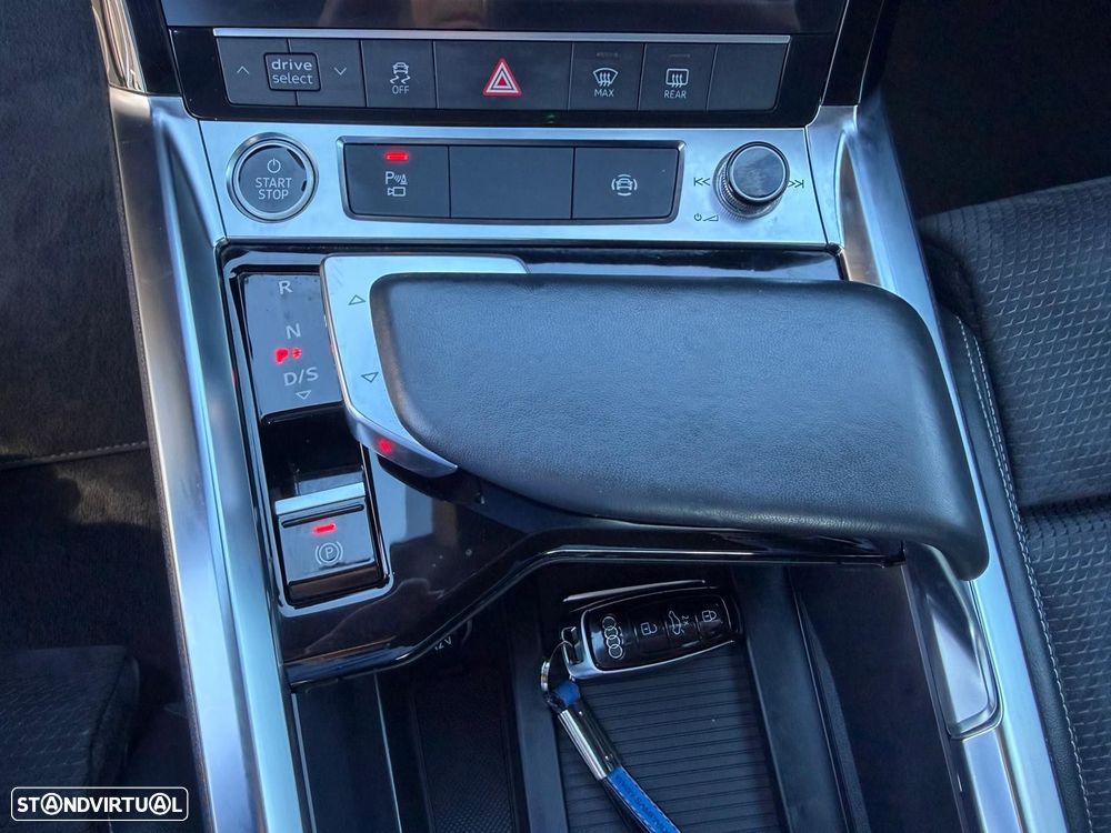 Audi e-tron Sportback 55 quattro S line - 25