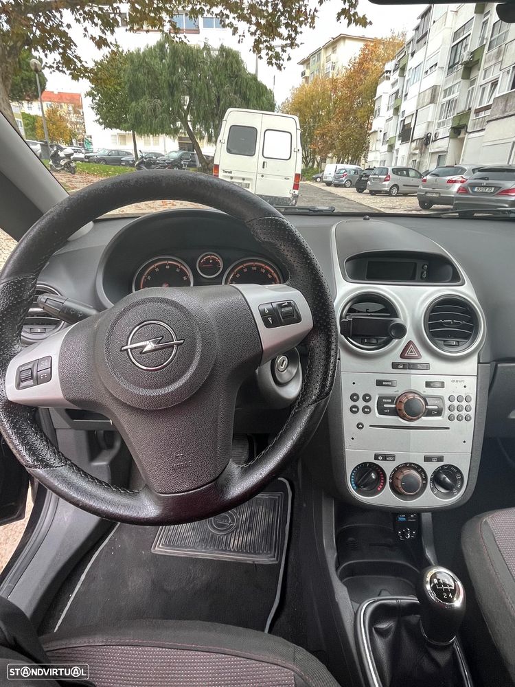 Opel Corsa 1.2 Black Edition - 14