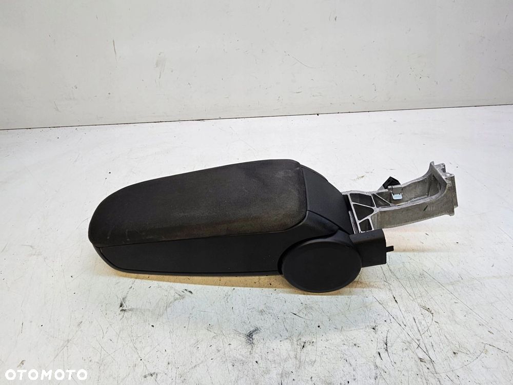 PODŁOKIETNIK PRZÓD AUDI A4 B6 B7 WELUR 8E0864207D - 3