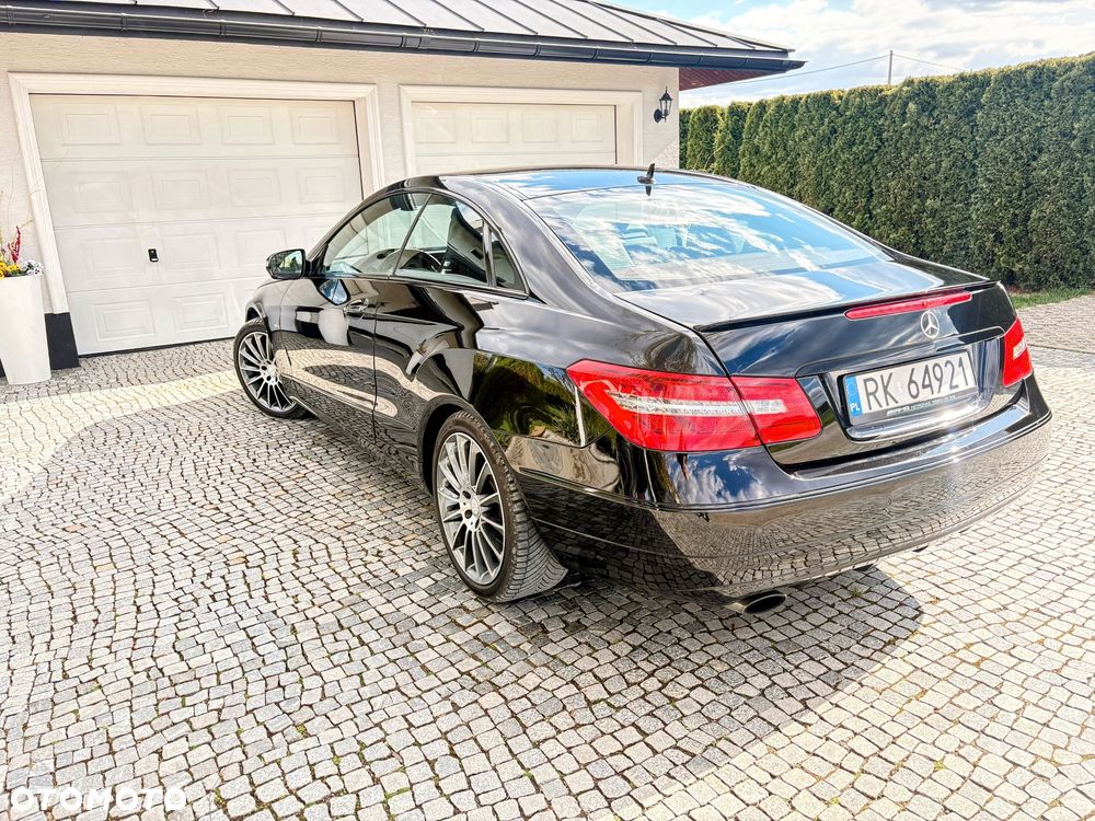 Mercedes-Benz Klasa E 250 CGI BlueEffICIENCY - 4