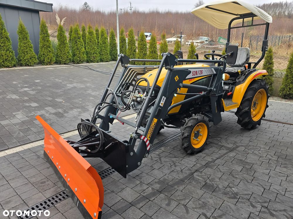 Kubota Force 325 - 6
