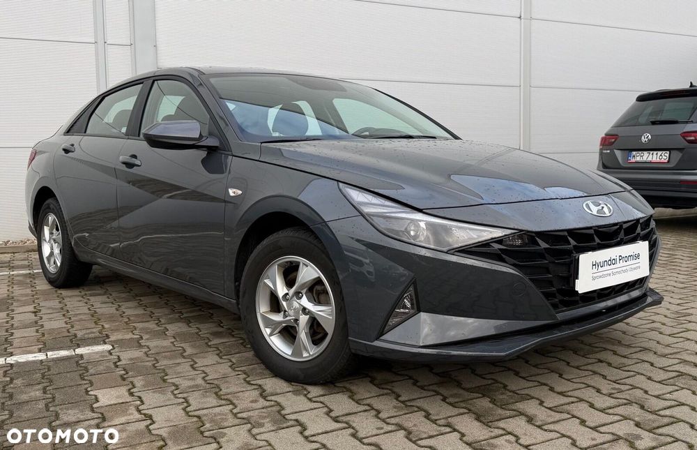 Hyundai Elantra 1.6 Modern - 3