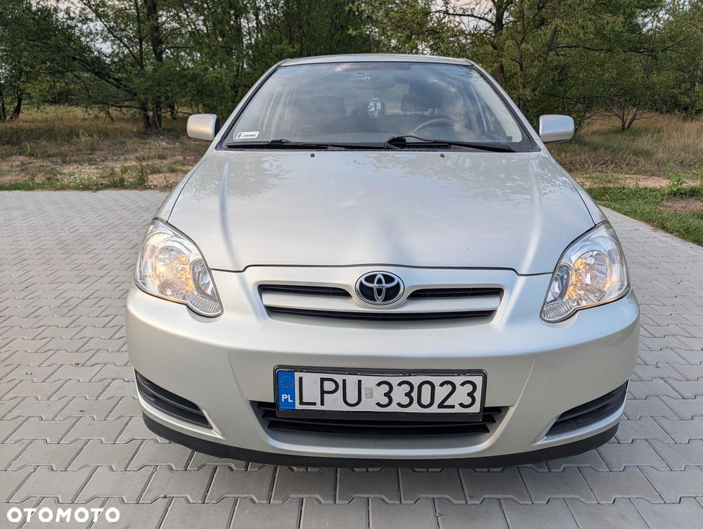Toyota Corolla - 1
