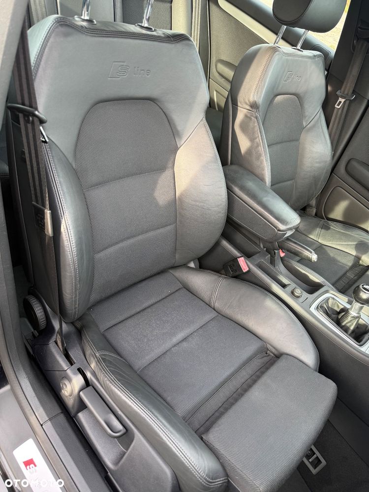 Audi A4 Avant 1.8T - 19