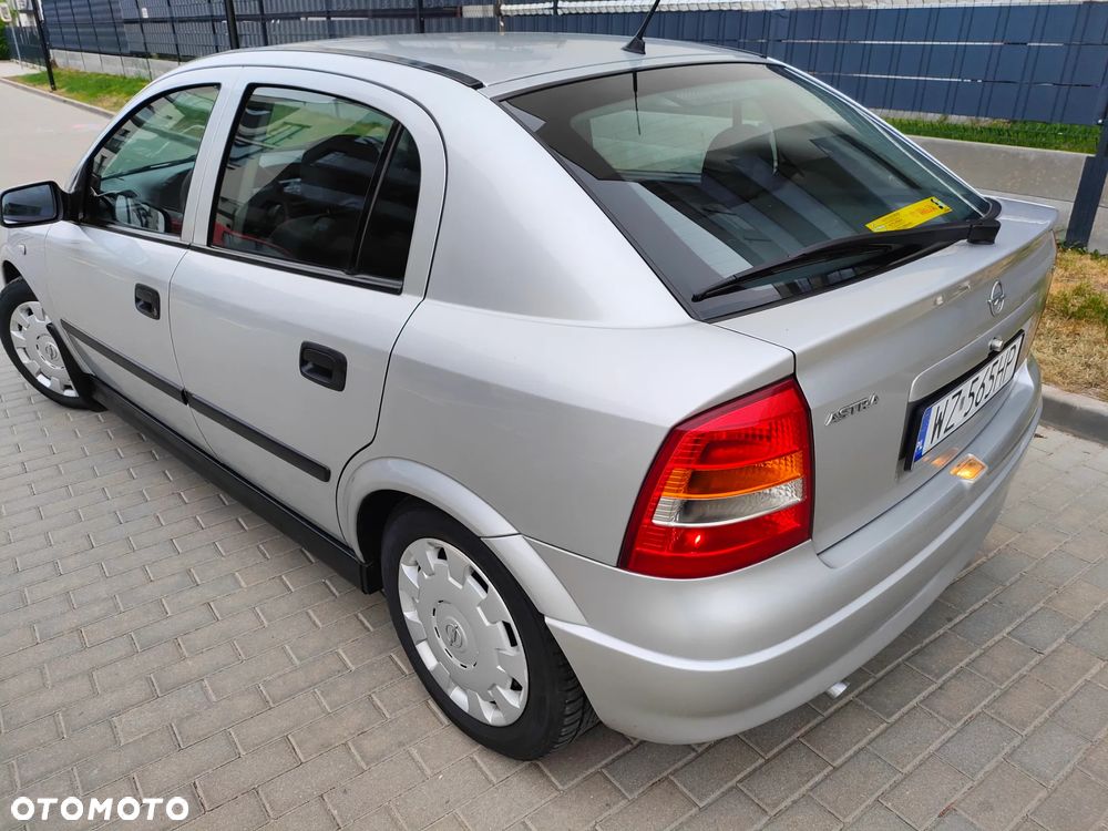 Opel Astra 1.6 Elegance - 5