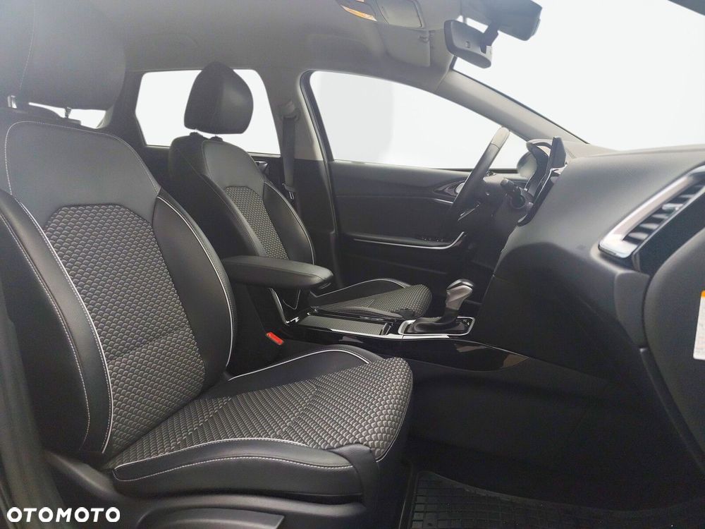 Kia Ceed - 21