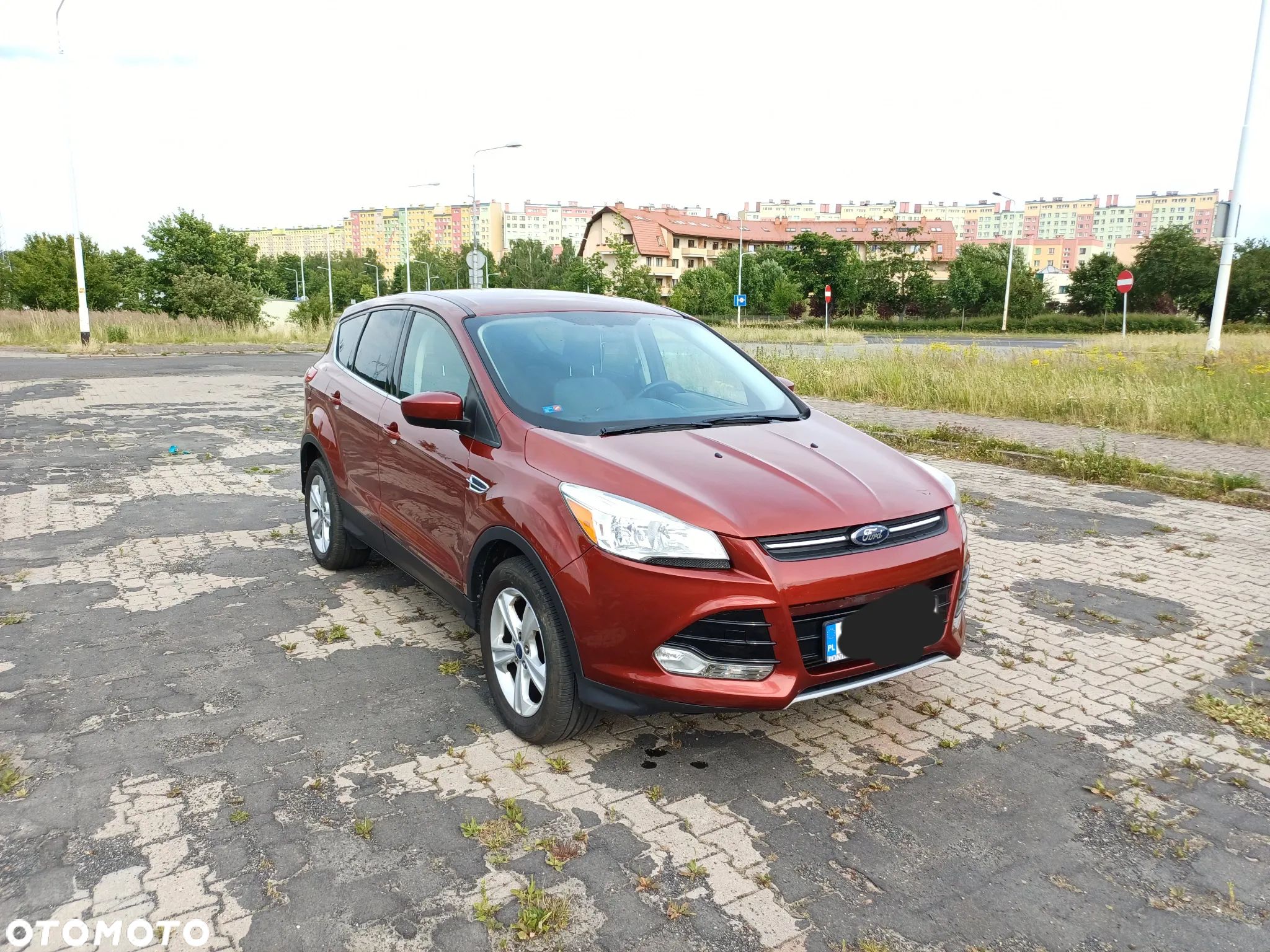 Ford Kuga - 1