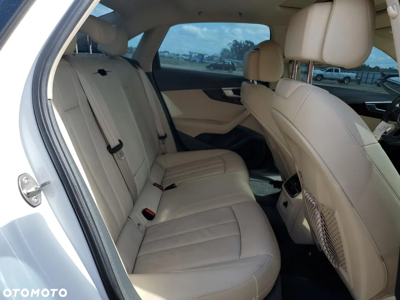 Audi A4 2.0 TFSI Quattro S tronic - 9