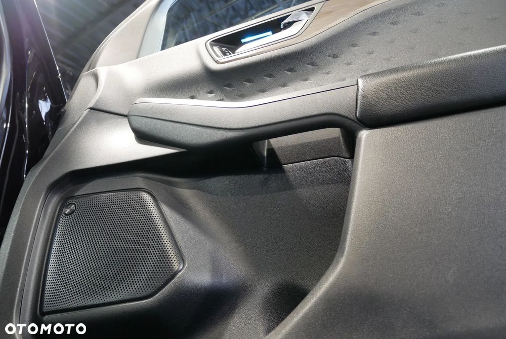 Ford Escape 2.0 EcoBoost AWD Titanium - 29