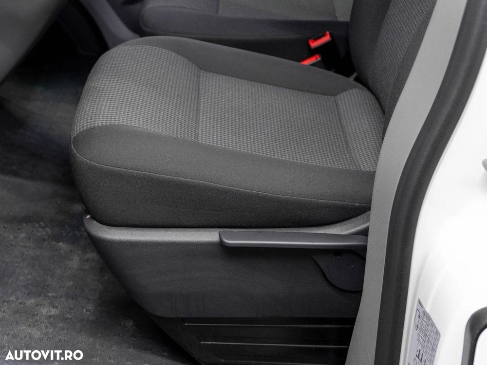 Volkswagen Transporter - 23