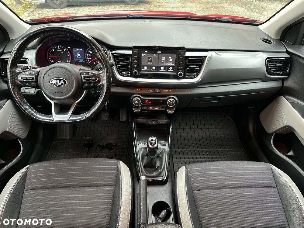 Kia Stonic - 6