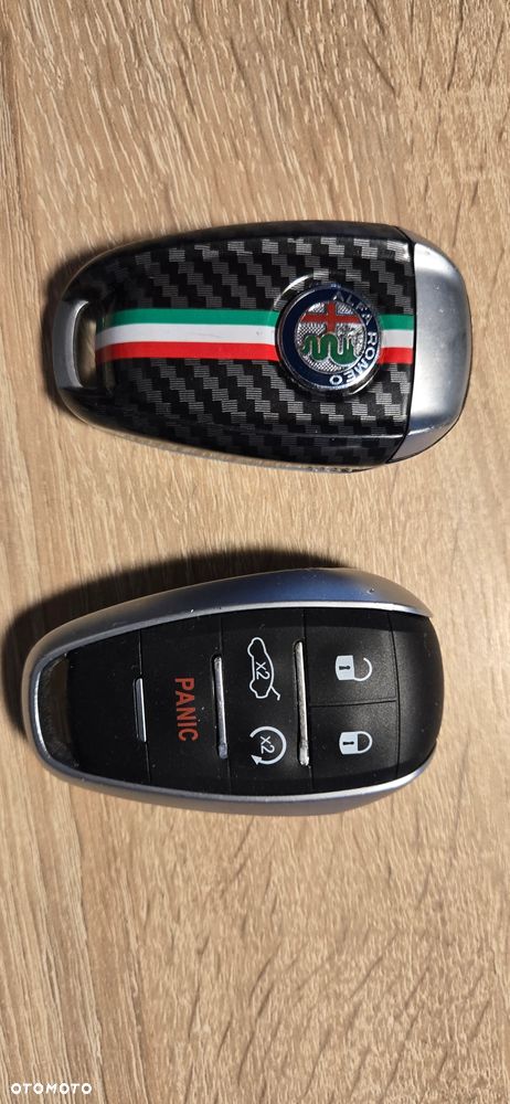 Alfa Romeo Stelvio 2.0 Turbo 16V AT8-Q4 Ti - 40