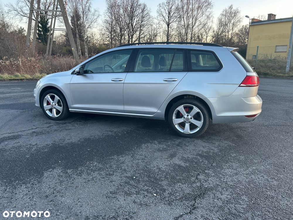 Volkswagen Golf - 28