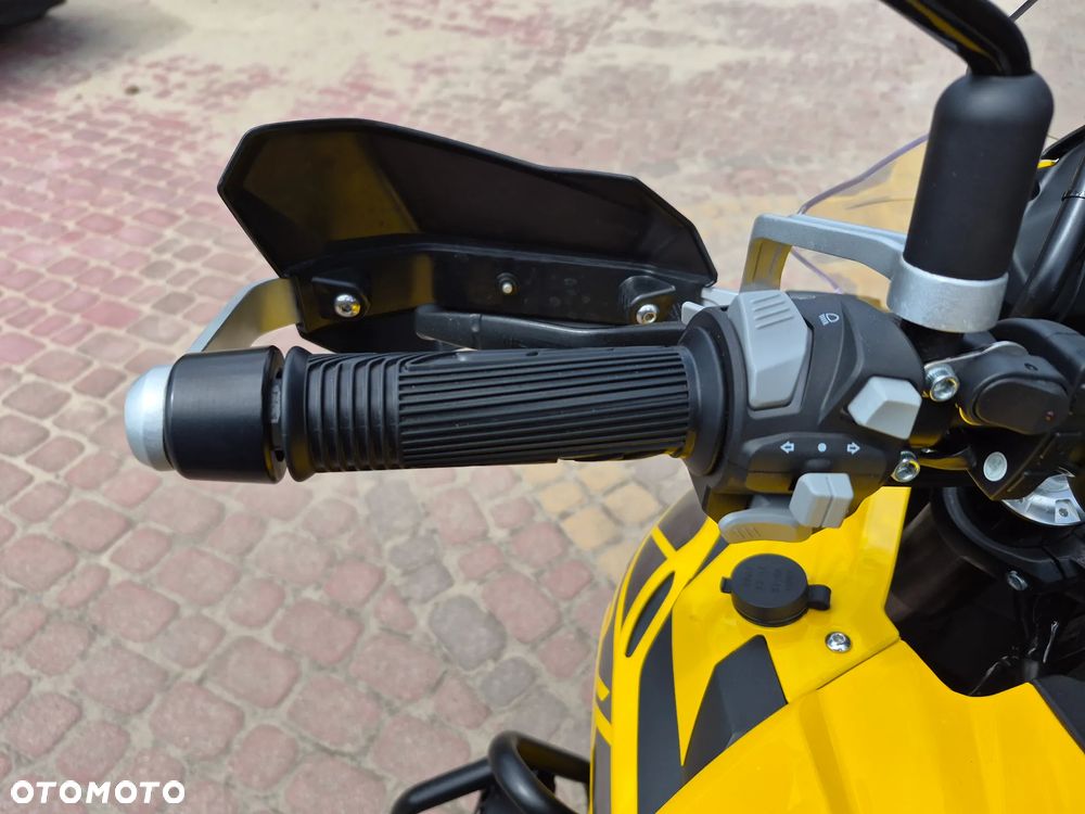 Benelli TRK 502 - 21