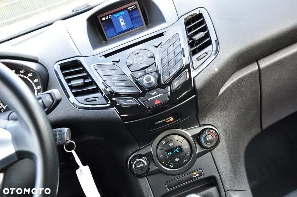 Ford Fiesta 1.25 Ambiente - 28