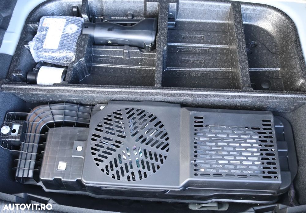 Renault 4 E-Tech 52 kWh Techno - 10