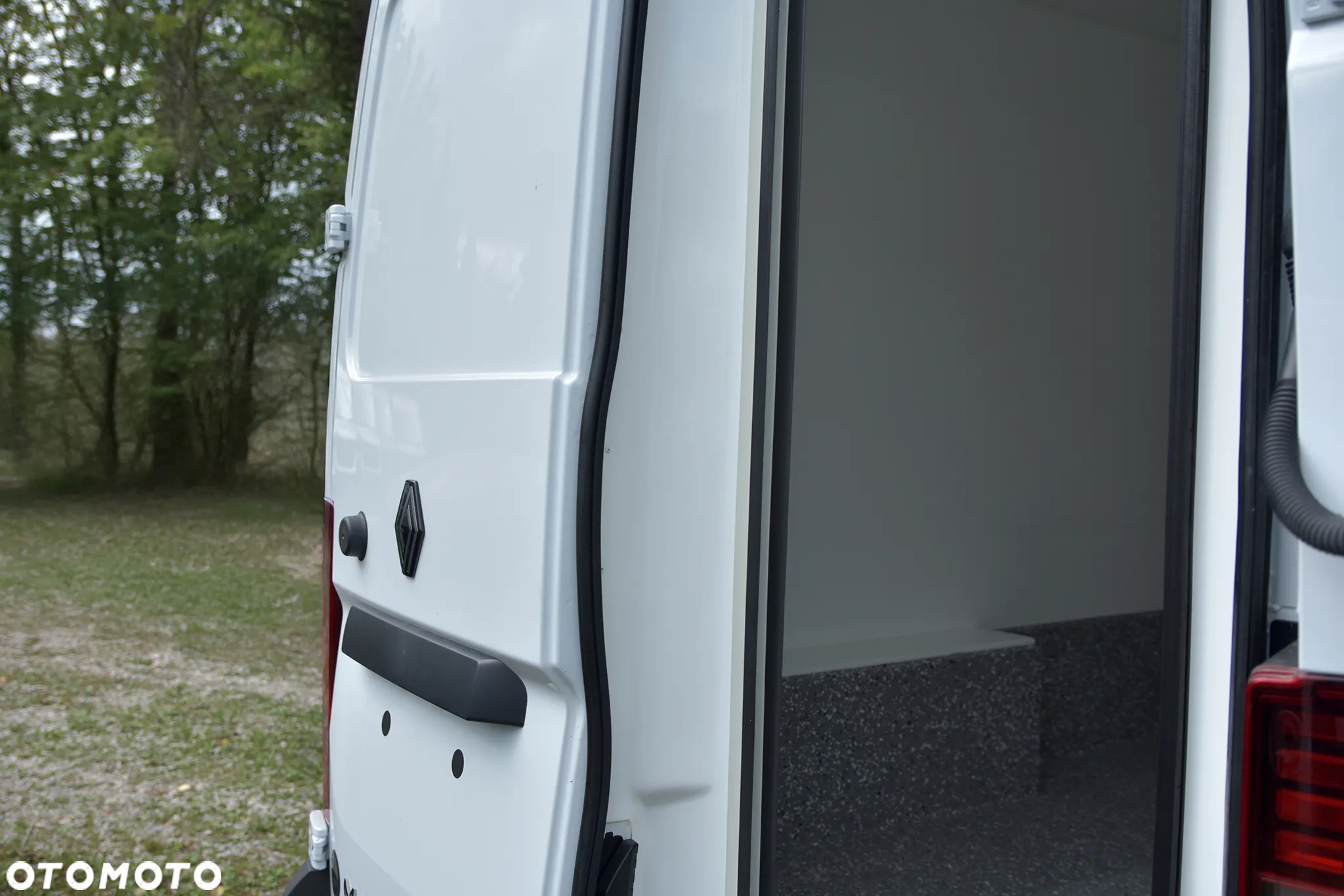 Renault Master Izoterma Chłodnia 2.0 150KM - 7