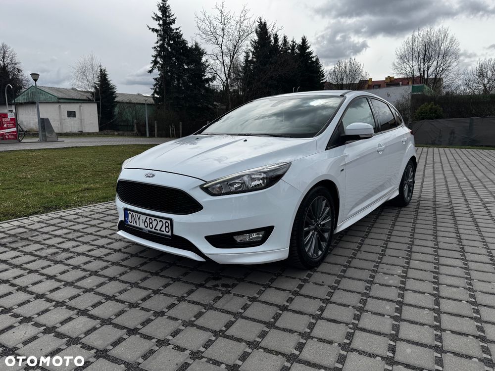 Ford Focus 1.0 EcoBoost Start-Stopp-System ST-LINE - 15