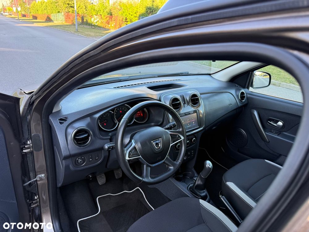 Dacia Sandero 0.9 TCe SL Celebration S&S - 7