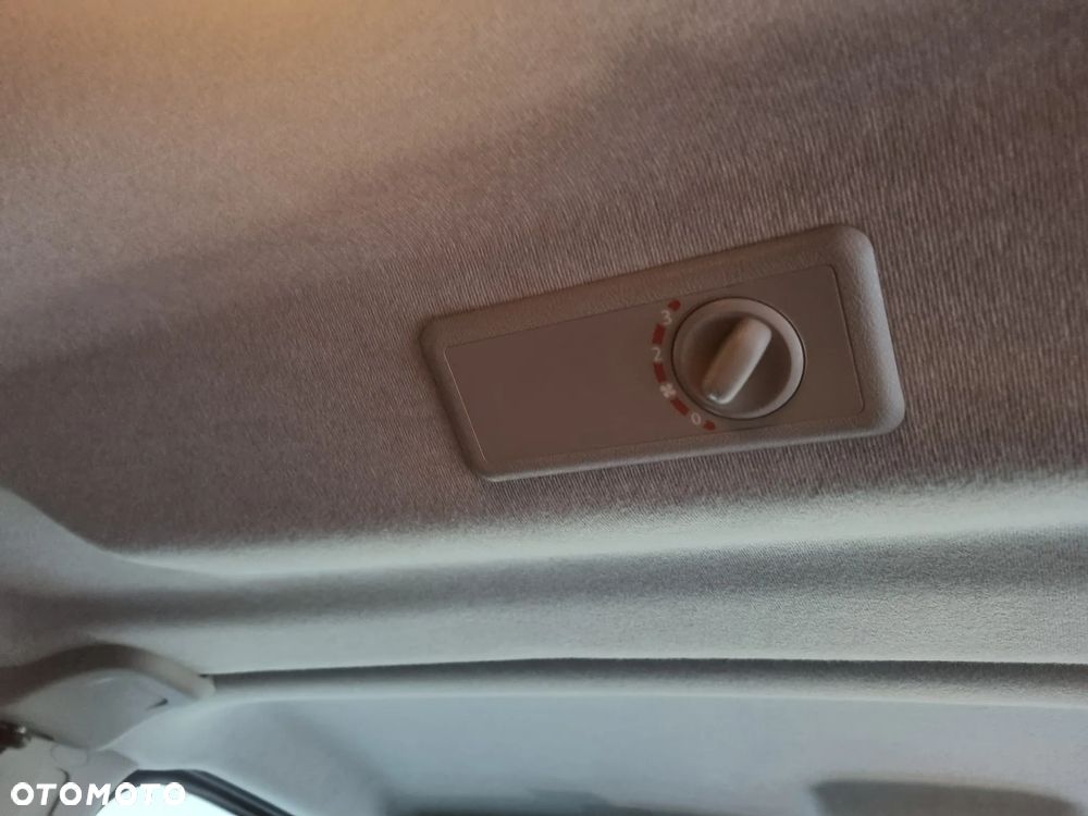 Renault Trafic 2.0 dCi Escapade - 17