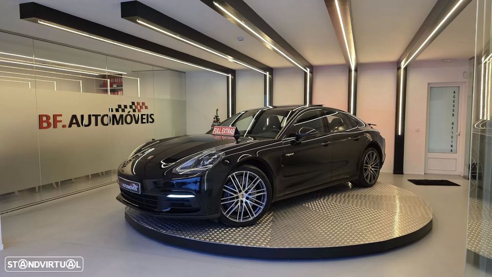 Porsche Panamera 4 E-Hybrid - 2