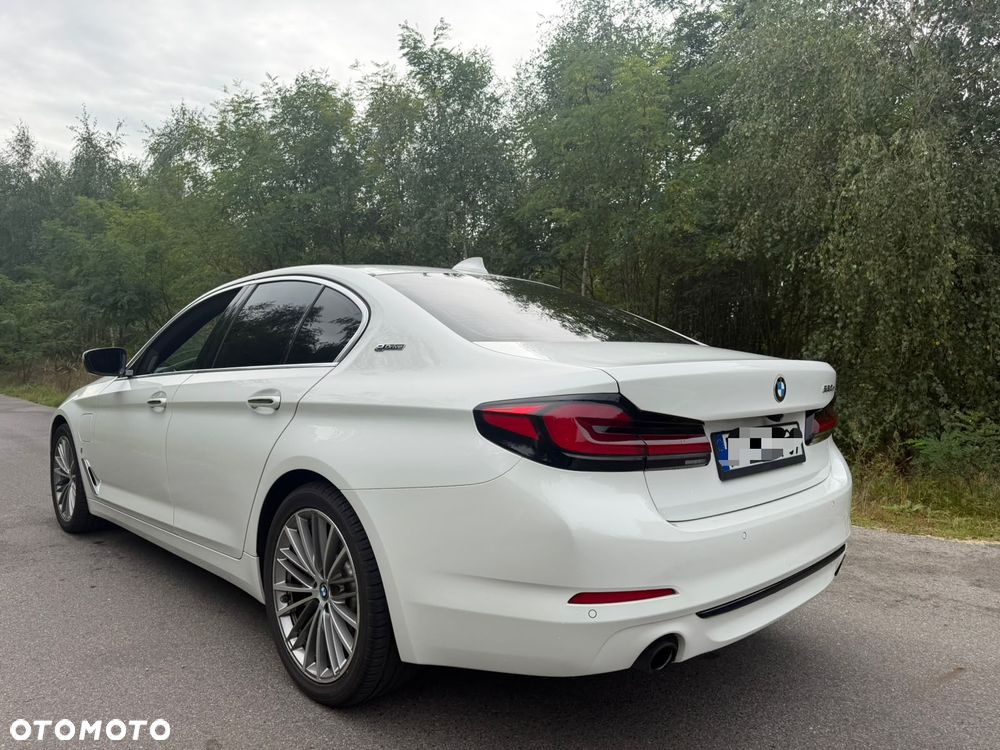 BMW Seria 5 530e iPerformance GPF Luxury Line - 3