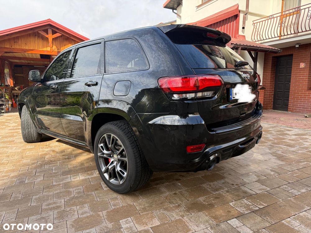 Jeep Grand Cherokee - 13