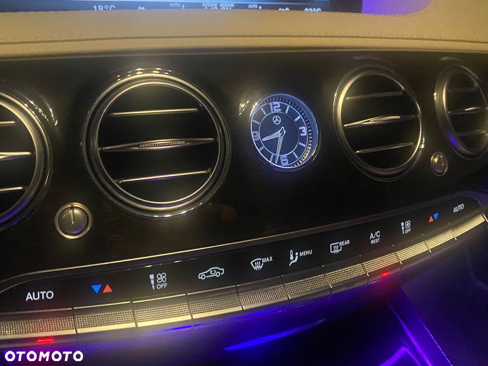 Mercedes-Benz Klasa S 350 d 4-Matic L 9G-TRONIC - 29