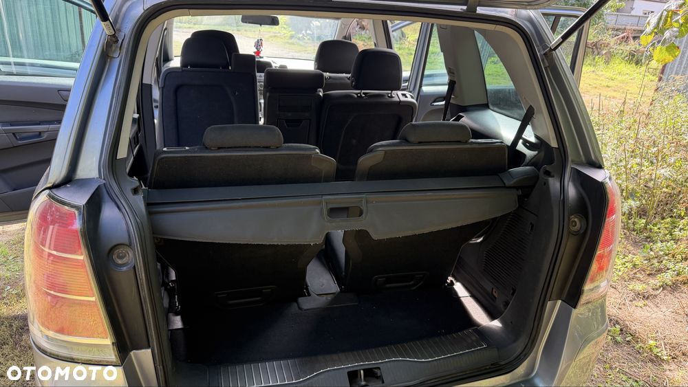 Opel Zafira - 8