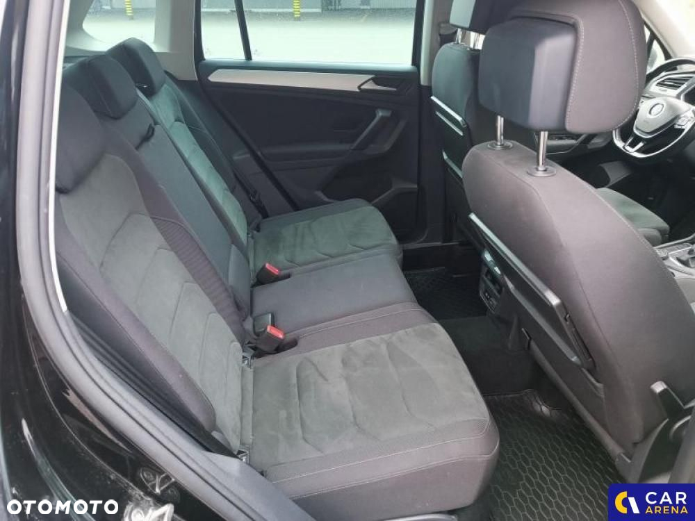 Volkswagen Tiguan - 28