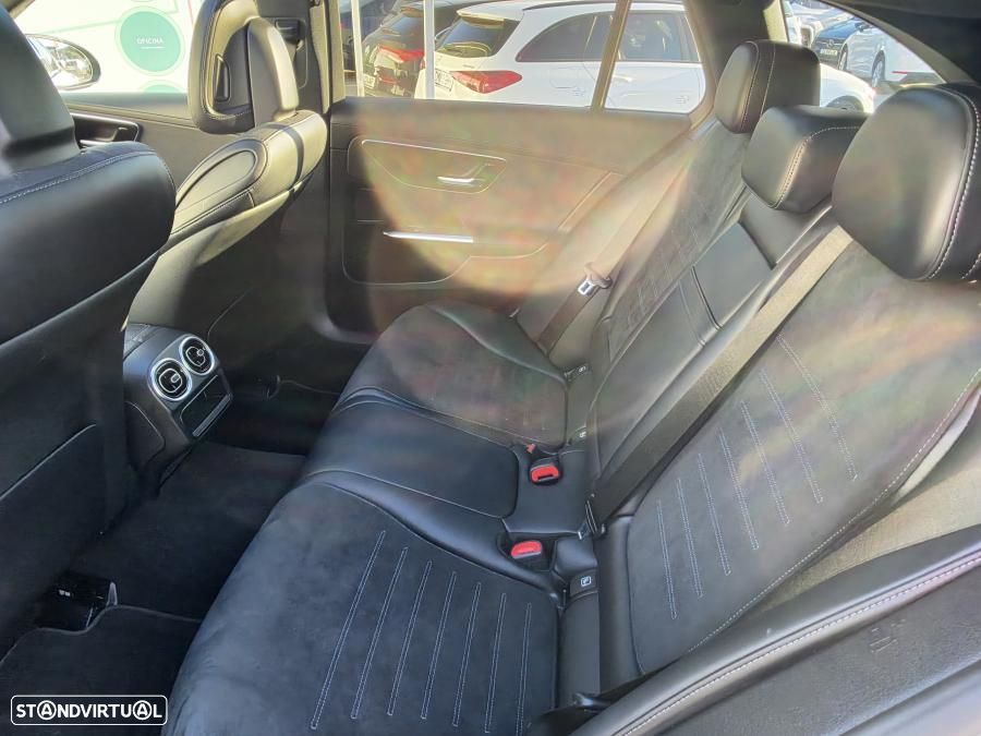 Mercedes-Benz C 300 e AMG Line - 21