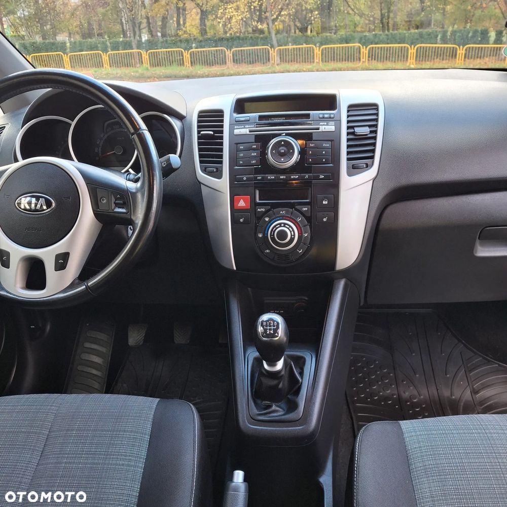 Kia Venga 1.4 M - 12