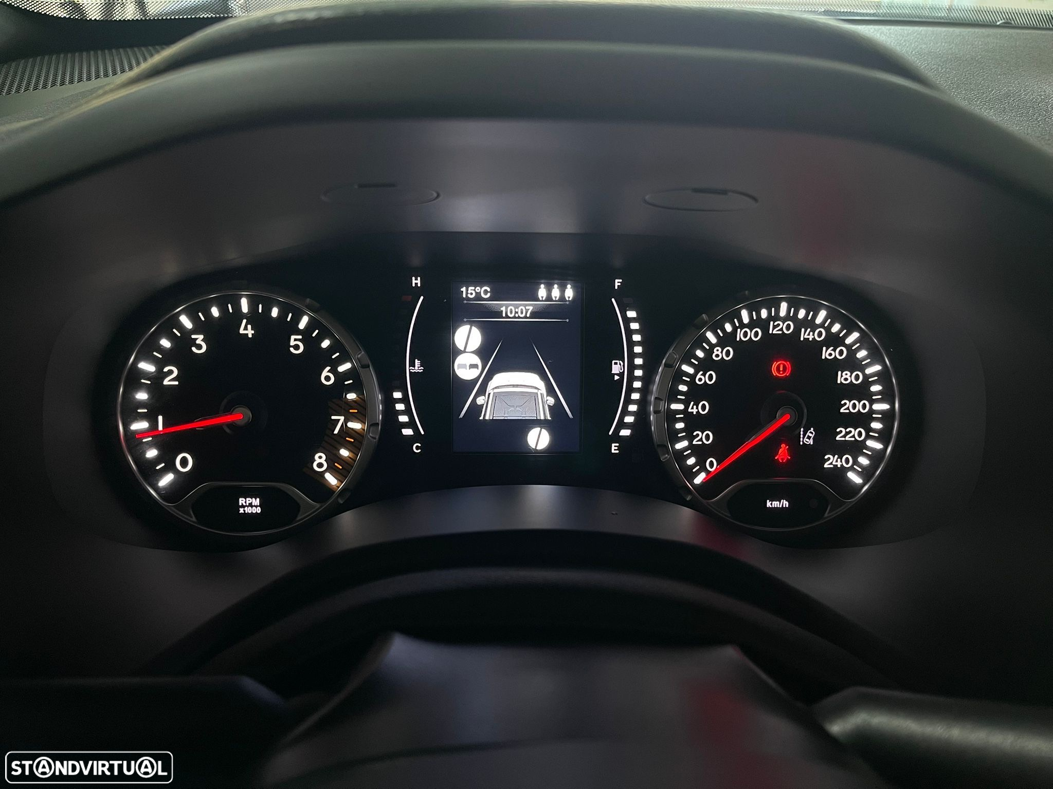 Jeep Renegade 1.0 T Limited - 10