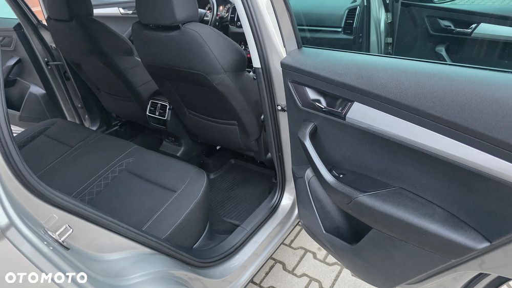 Skoda Karoq 1.5 TSI DSG Style - 26