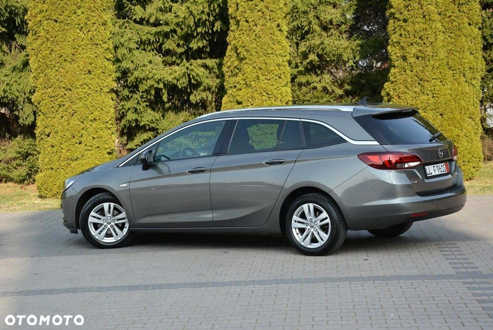 Opel Astra 1.4 Turbo Dynamic - 4