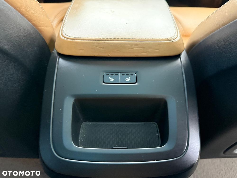 Volvo XC 90 T6 AWD Inscription 7os - 24