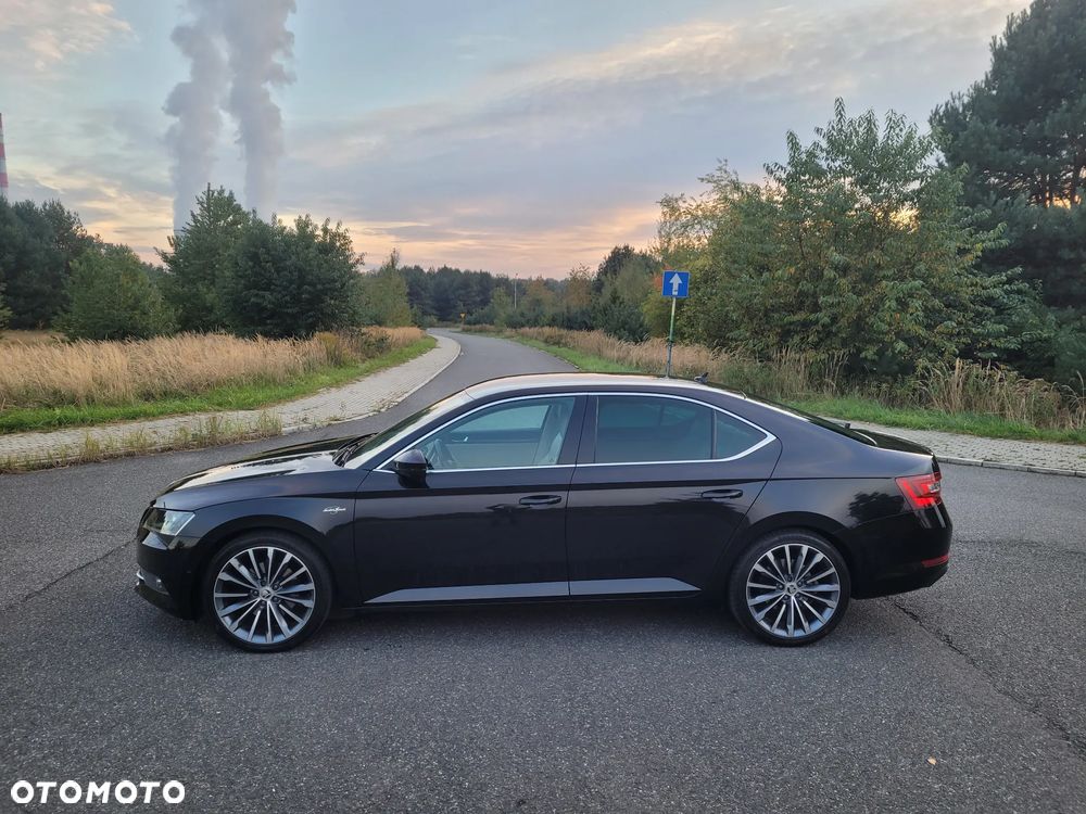 Skoda Superb 2.0 TSI L&K DSG - 7