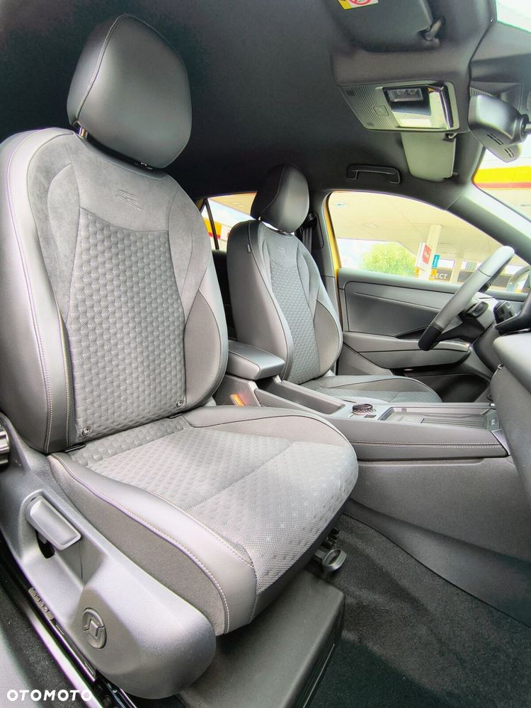 Volkswagen T-Roc 1.5 eTSI R-Line DSG - 10