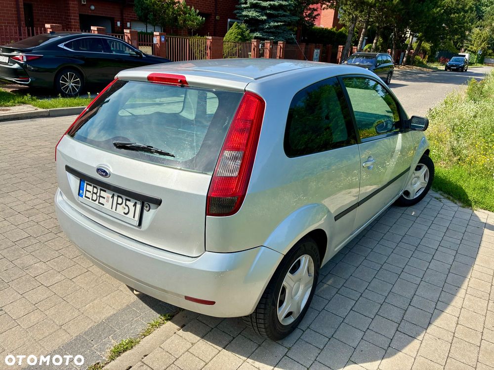 Ford Fiesta 1.3 - 5