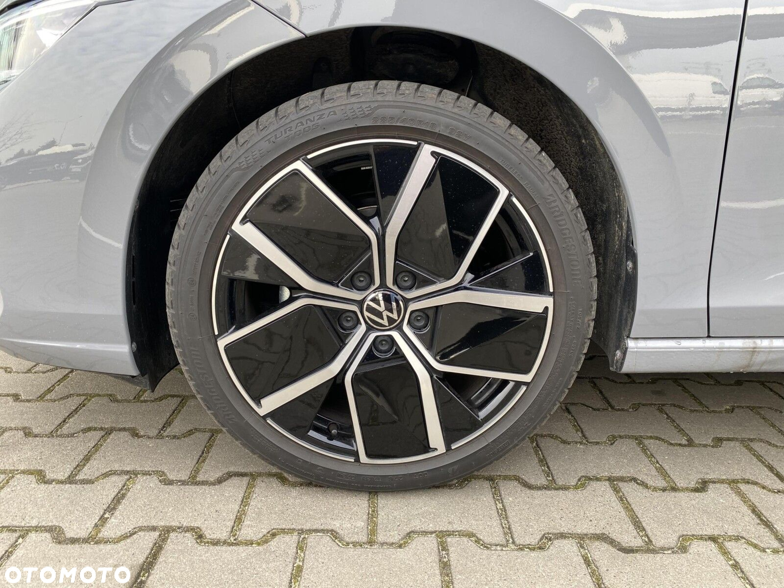 Volkswagen Golf - 18
