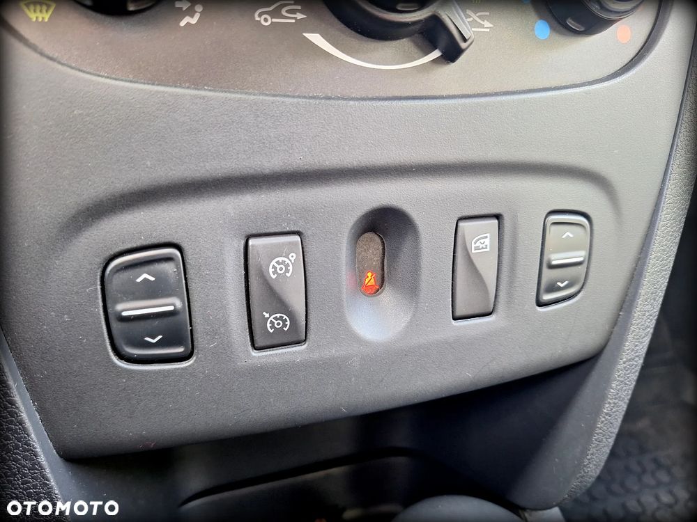 Dacia Logan 0.9 TCE Prestige S&S - 18
