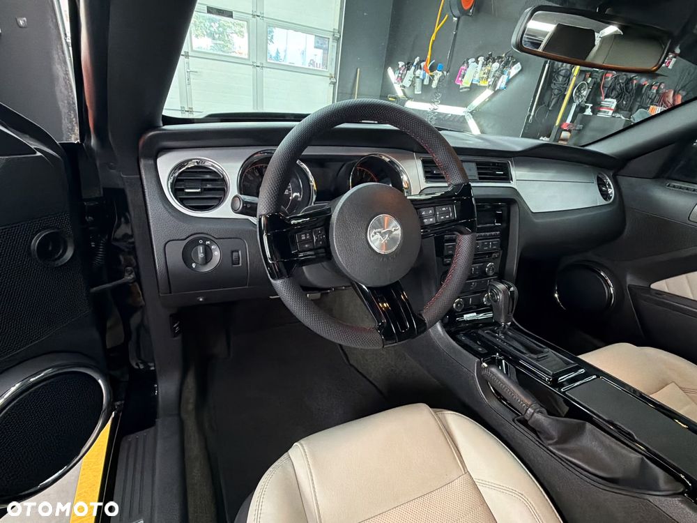 Ford Mustang 3.7 V6 - 12