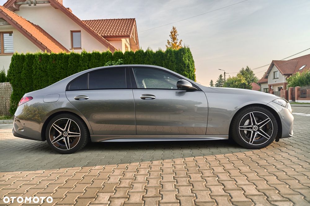 Mercedes-Benz Klasa C 220 d mHEV 4-Matic AMG - 19