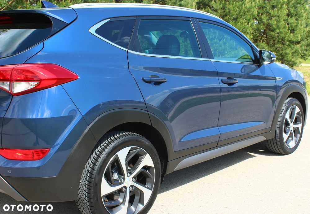 Hyundai Tucson blue 1.7 CRDi 2WD Style - 18