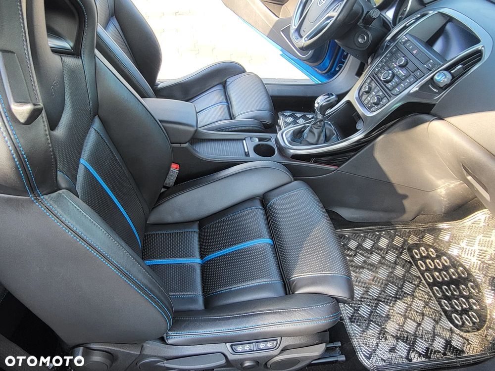 Opel Astra OPC - 16