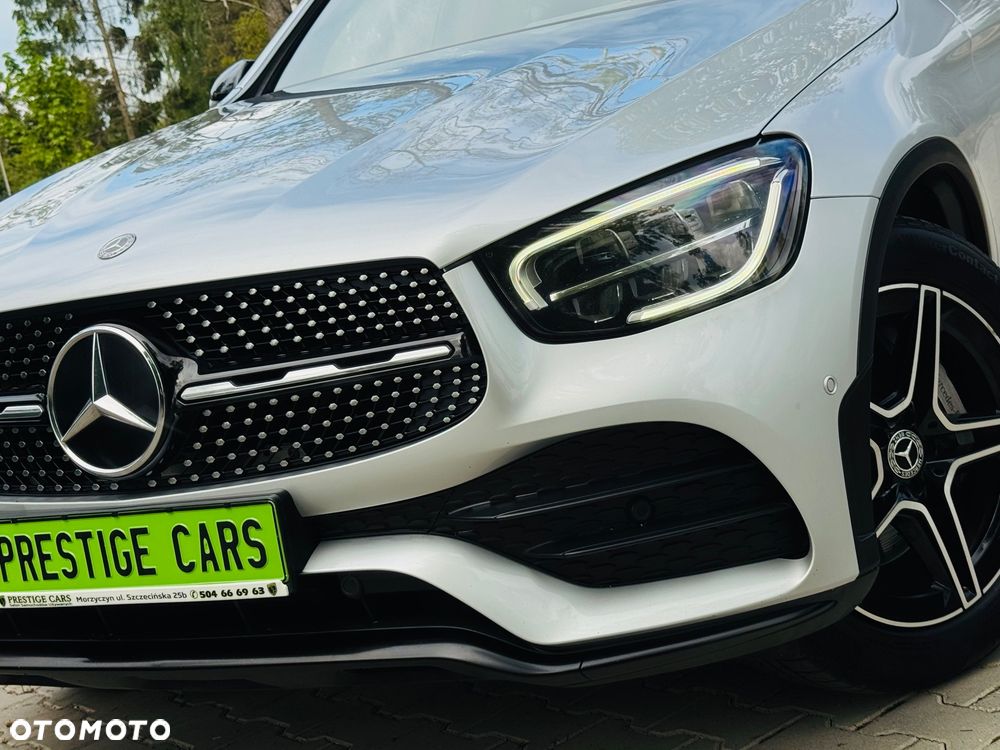 Mercedes-Benz GLC 220 d 4Matic 9G-TRONIC AMG Line Plus - 20
